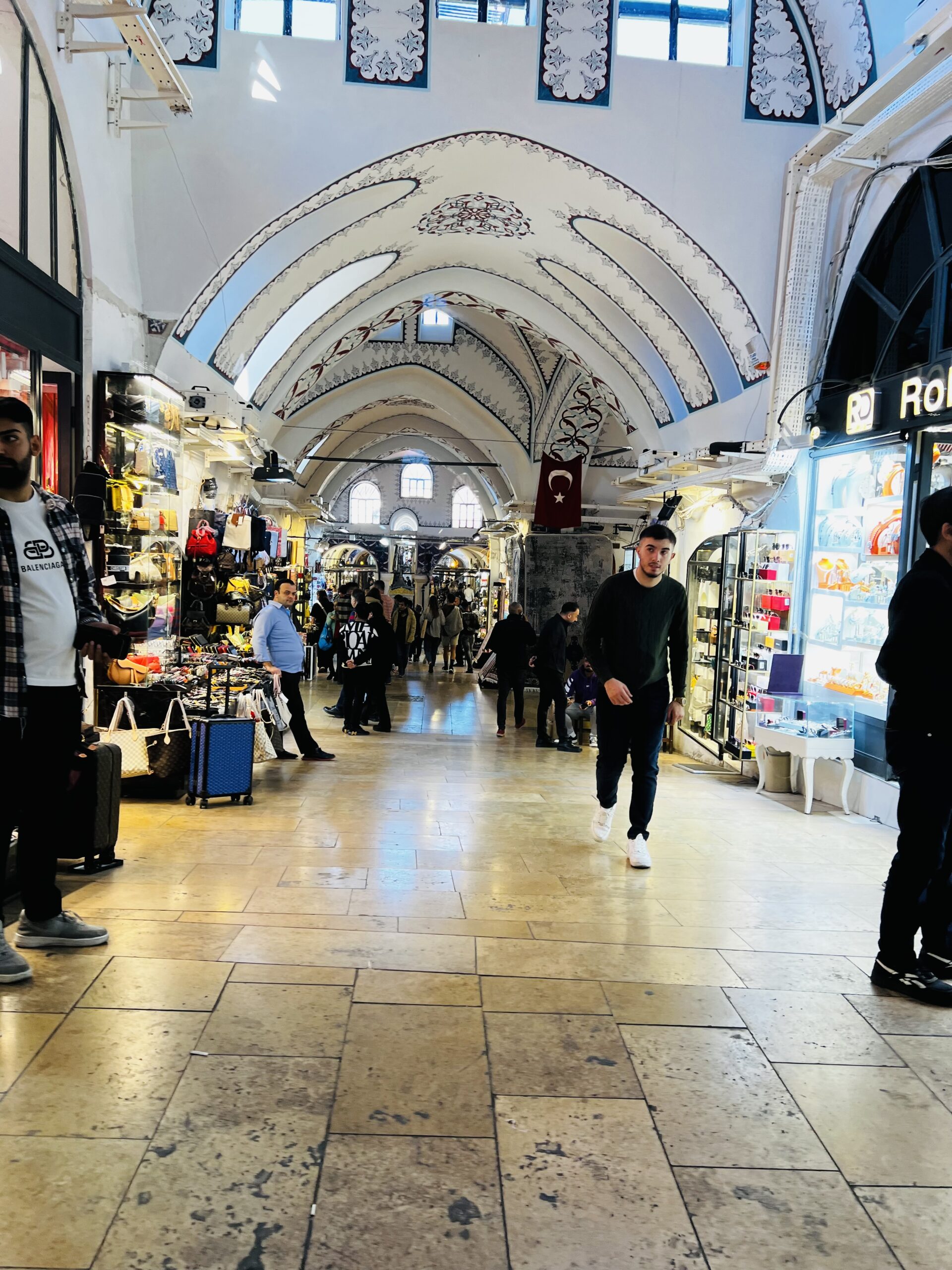 Best Shopping Places In Istanbul! Bazaars & Markets! TravellerAtHeart